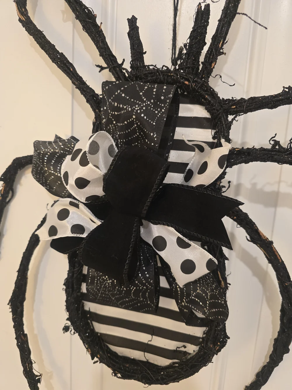 Black & White Decorative Spider Door Hanging Wreath Hallowern